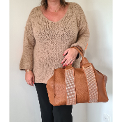 Pull étoile orange