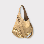 Sac à  main beige clouté