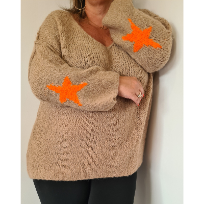 Pull étoile orange